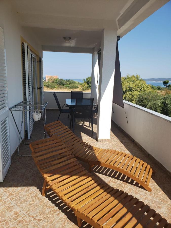 Apartmani Ciklic Dobropoljana Esterno foto
